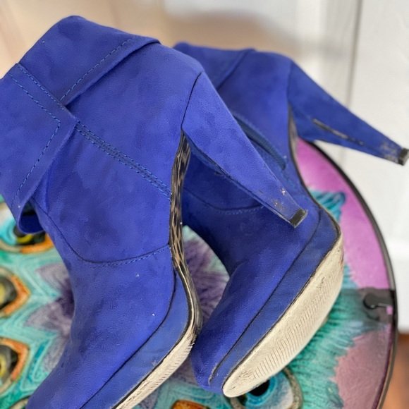 XAPPEAL Womens Heeled BOOTIES Ankle Boots - Size 8- Blue - Picture 2 of 4